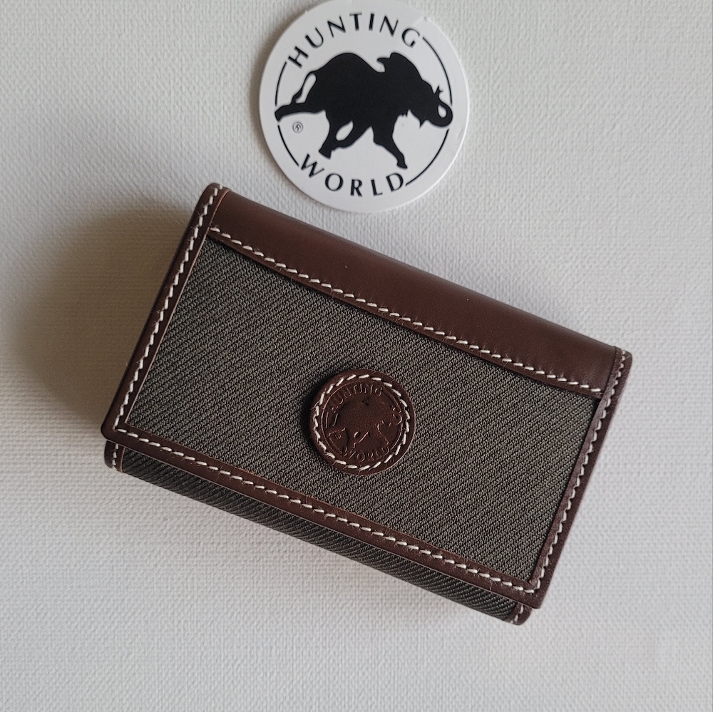 Hunting World 6 Key Holder